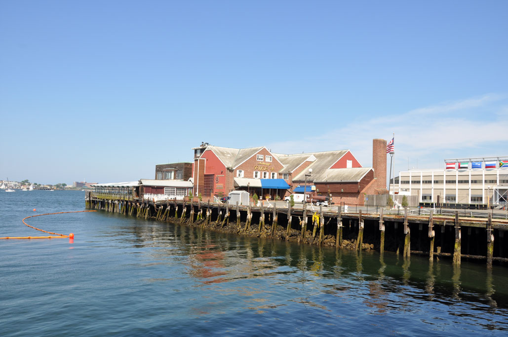  by the waterfront could choose between the No Name and Anthony's Pier4.