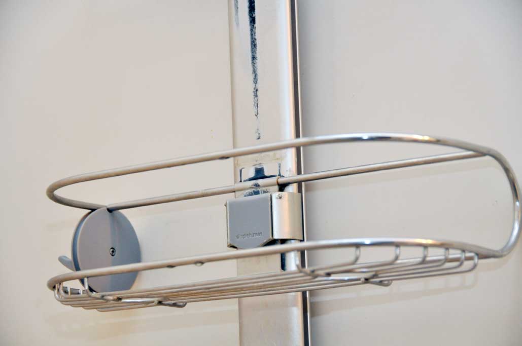Rainy Day Renovation : SimpleHuman Shower Caddy by Wan Chi Lau - August 17,  2009