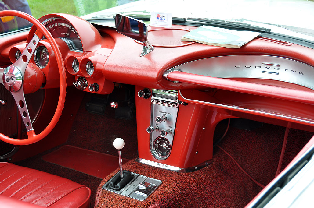  lines of our Boxster but we have to concede that its interior esthetics 