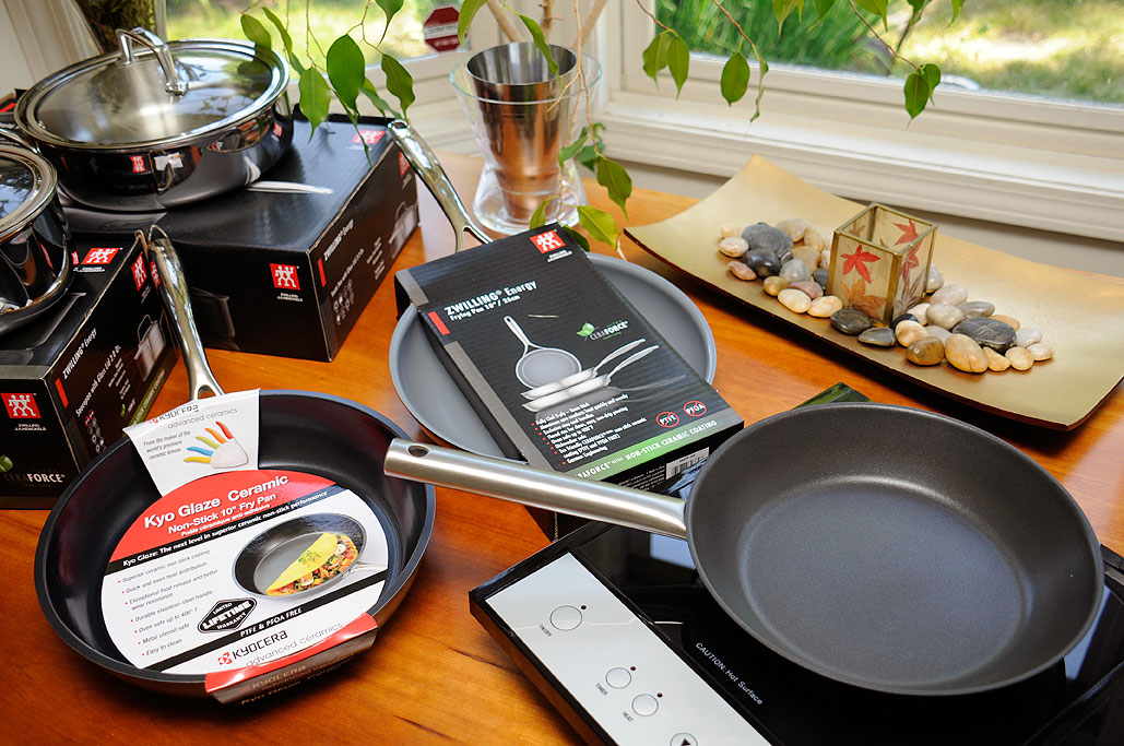 KYOCERA > Kyocera Ceramic Coated Nonstick Cookware